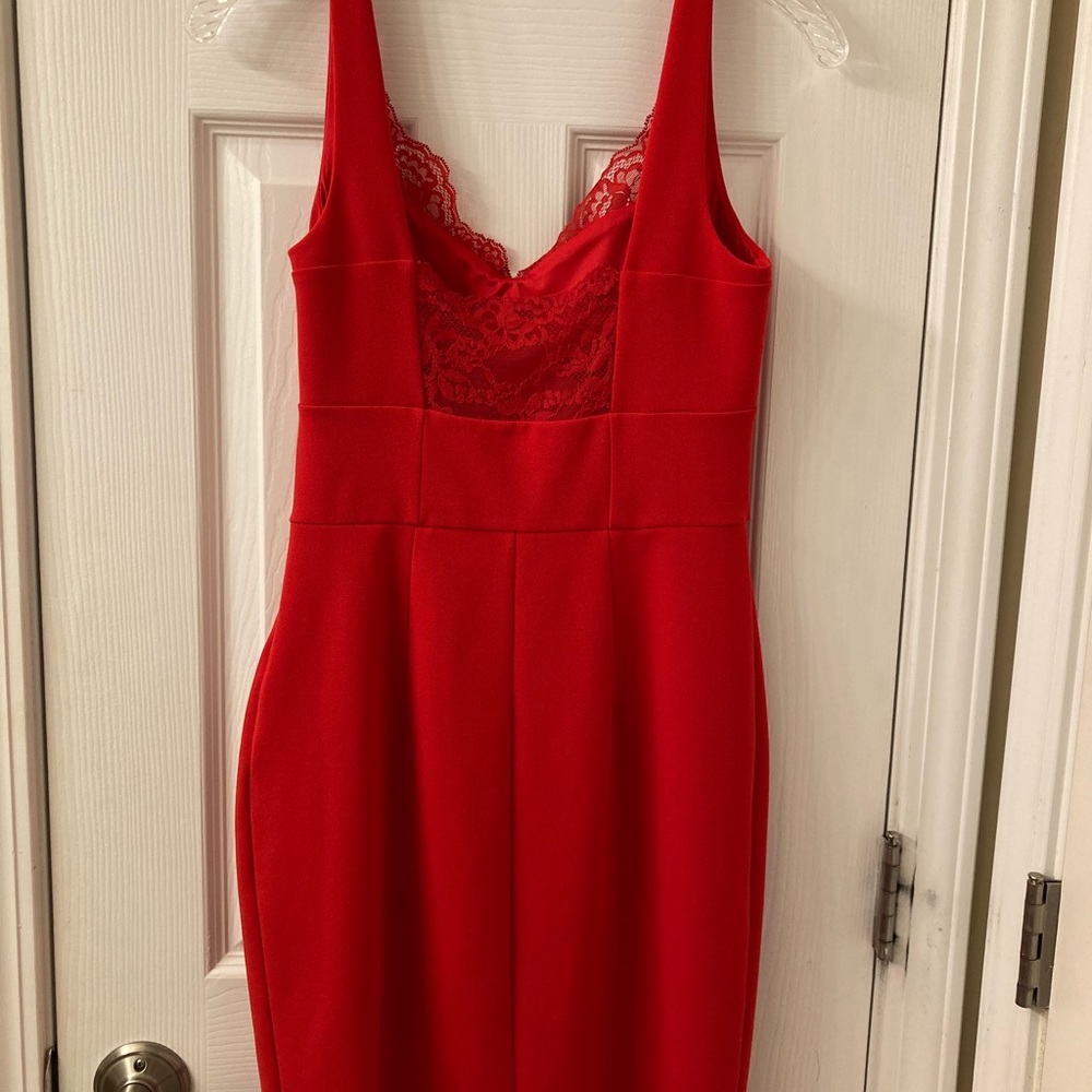 Express woman’s short dress